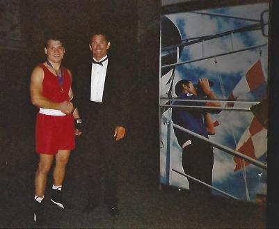 3_Claudio being congratulated by world champion Gary Murray after beating provincial champion Heindrich Pienaar