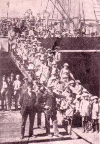 OchbergOrphansArriveCapetown