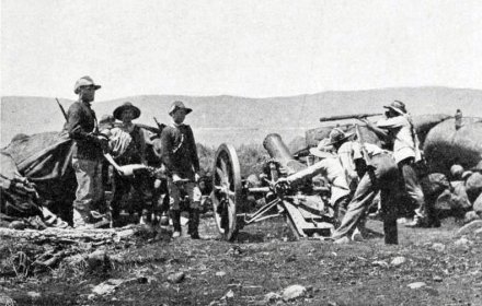 Transvaal-art-with-howitzers-Mafeking
