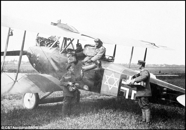 49B10BE500000578-5449463-image-a-50_1519904133485