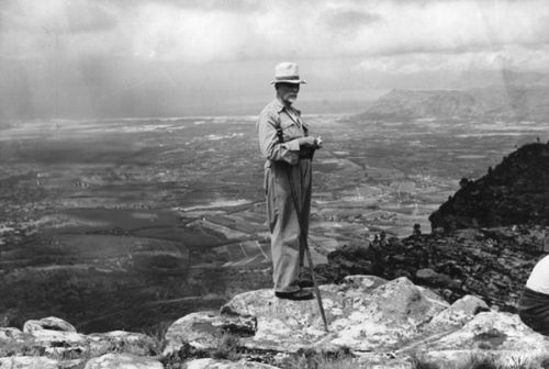 jan-smuts-hiking-on-table-mountain
